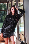 Robe en velours à logo brodé